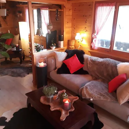 Alp Chnorz Huette Апартаменты