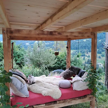 Saentis Chnorz Lägenhet *