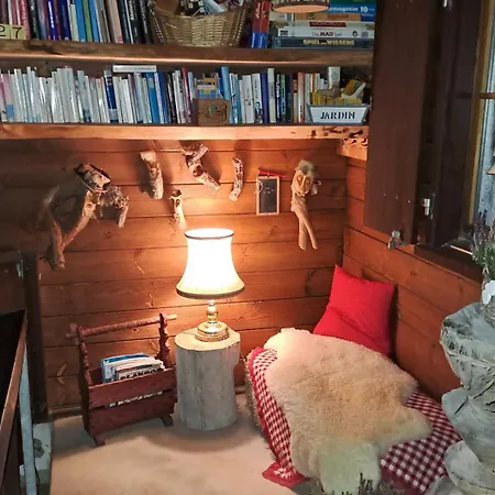 Saentis Chnorz Apartament *