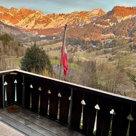 Alp Chnorz Hütte